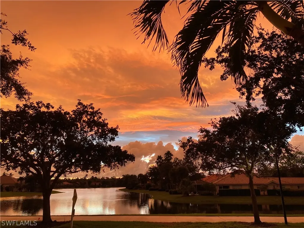 6076 Towncenter Circle Naples FL 34119