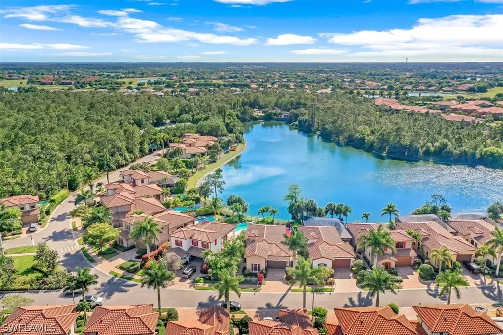 7919 Cordoba Place Naples FL 34113
