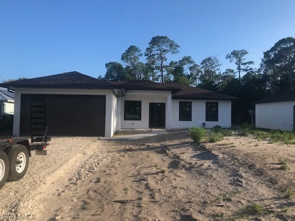 2548 66th Avenue NE Naples FL 34120