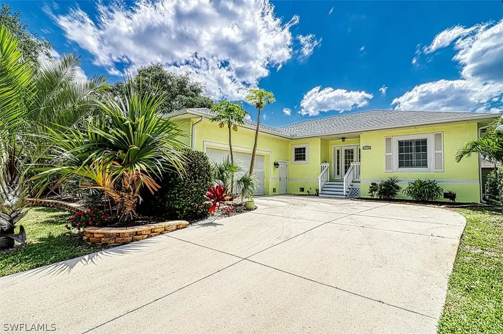 7887 Sandel Wood Circle W Fort Myers FL 33908