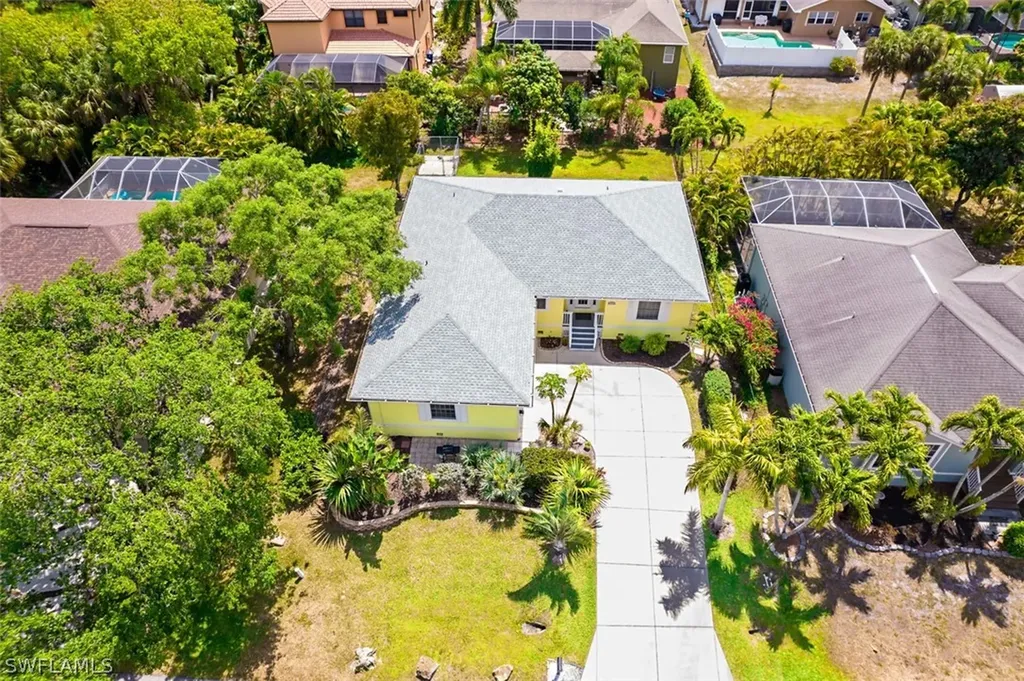 7887 Sandel Wood Circle W Fort Myers FL 33908