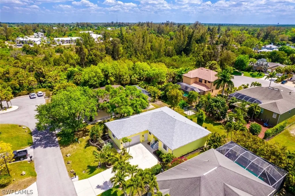 7887 Sandel Wood Circle W Fort Myers FL 33908