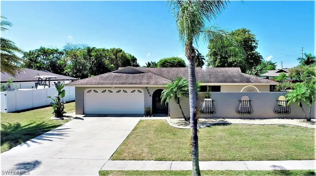 3966 Blenheim Street Fort Myers FL 33919