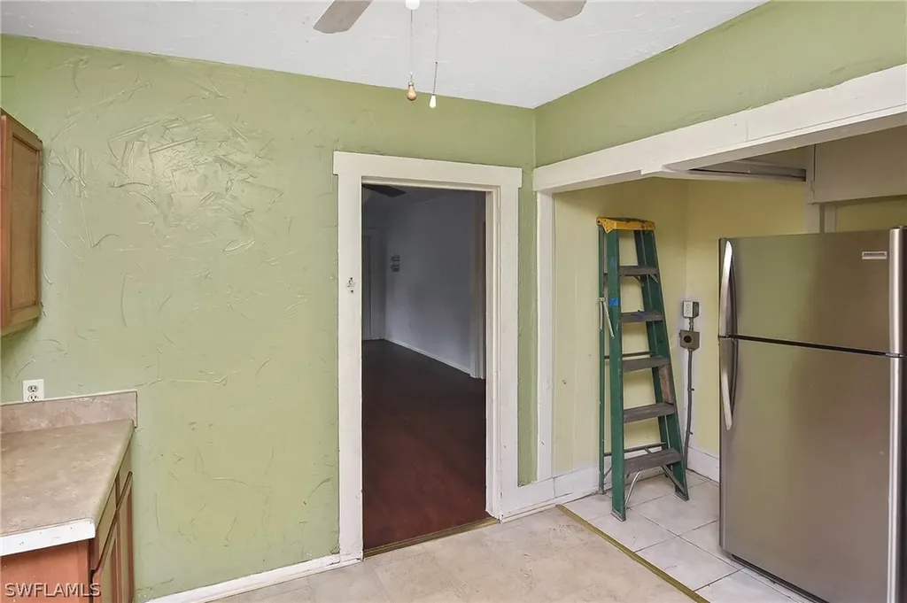 2263 Franklin Street Fort Myers FL 33901
