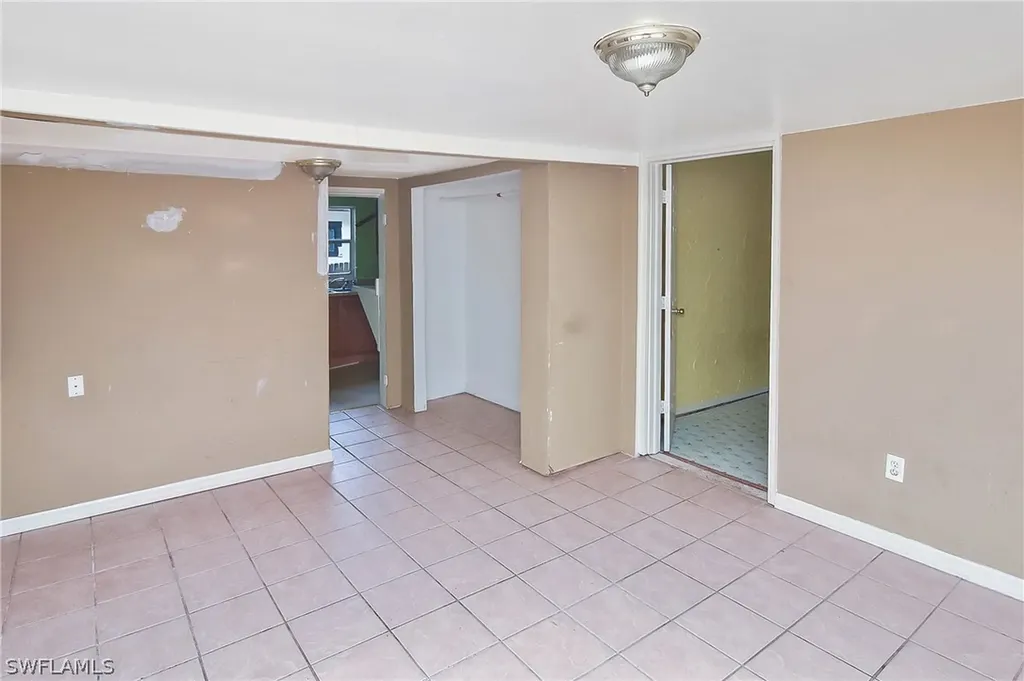 2263 Franklin Street Fort Myers FL 33901