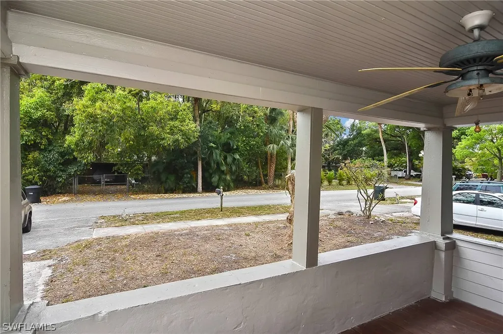 2263 Franklin Street Fort Myers FL 33901