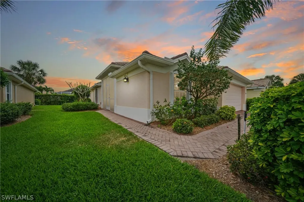 2512 Hopefield Court Cape Coral FL 33991