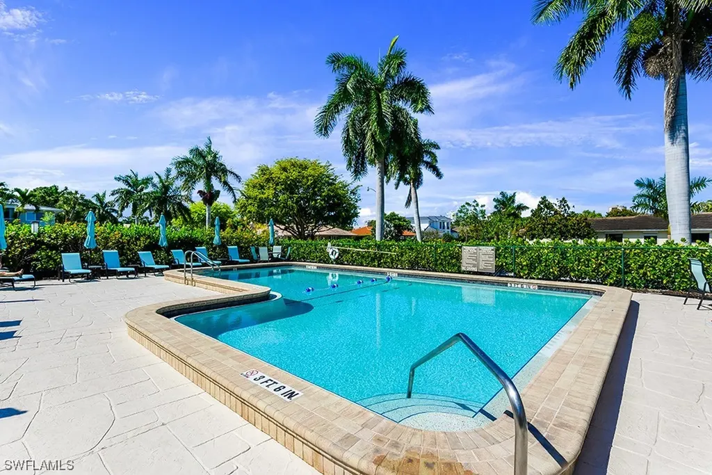4200 Belair Lane Naples FL 34103