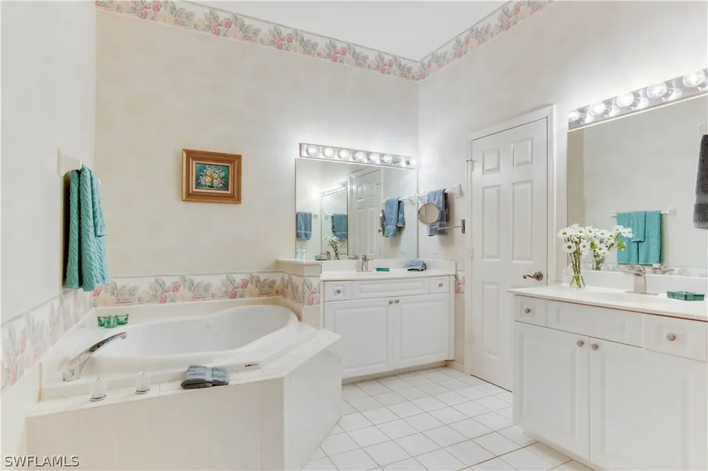1126 Egrets Walk Circle Naples FL 34108