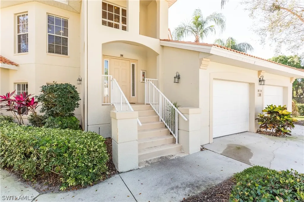 1126 Egrets Walk Circle Naples FL 34108