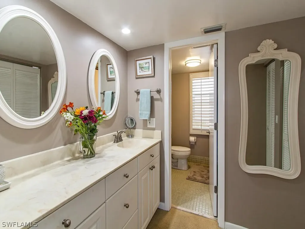 111 Penny Lane Naples FL 34112