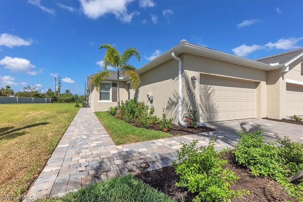4324 Lemongrass Drive Fort Myers FL 33916