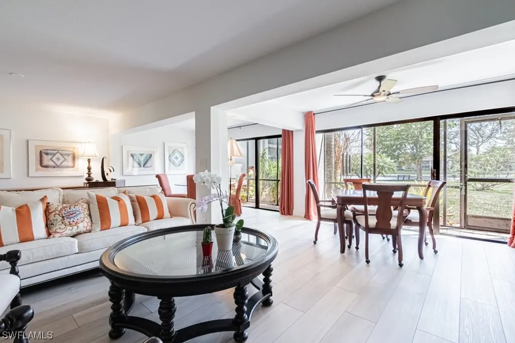 528 Retreat Drive Naples FL 34110
