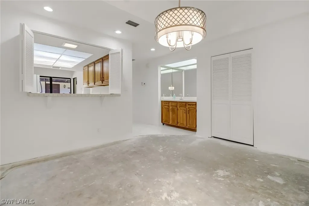 2136 Buckingham Lane Naples FL 34112