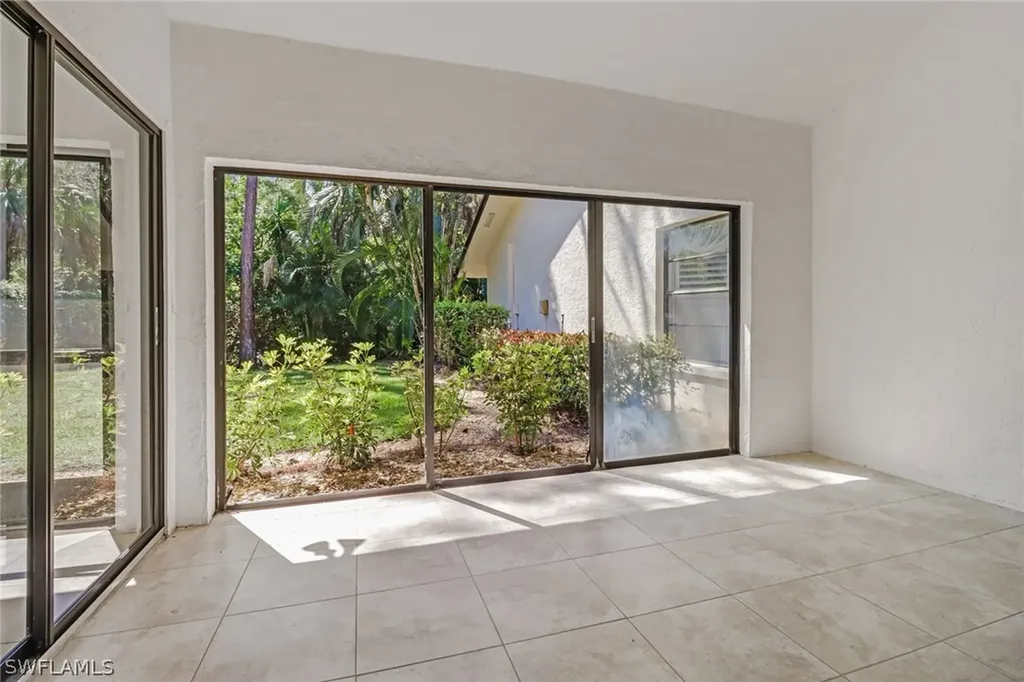 2136 Buckingham Lane Naples FL 34112