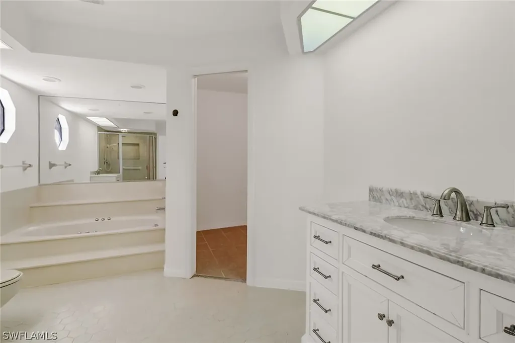 2136 Buckingham Lane Naples FL 34112