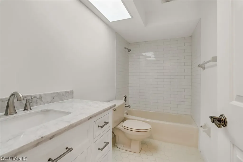 2136 Buckingham Lane Naples FL 34112