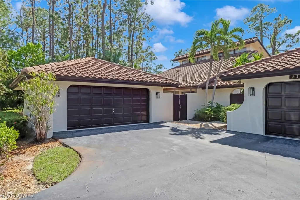 2136 Buckingham Lane Naples FL 34112