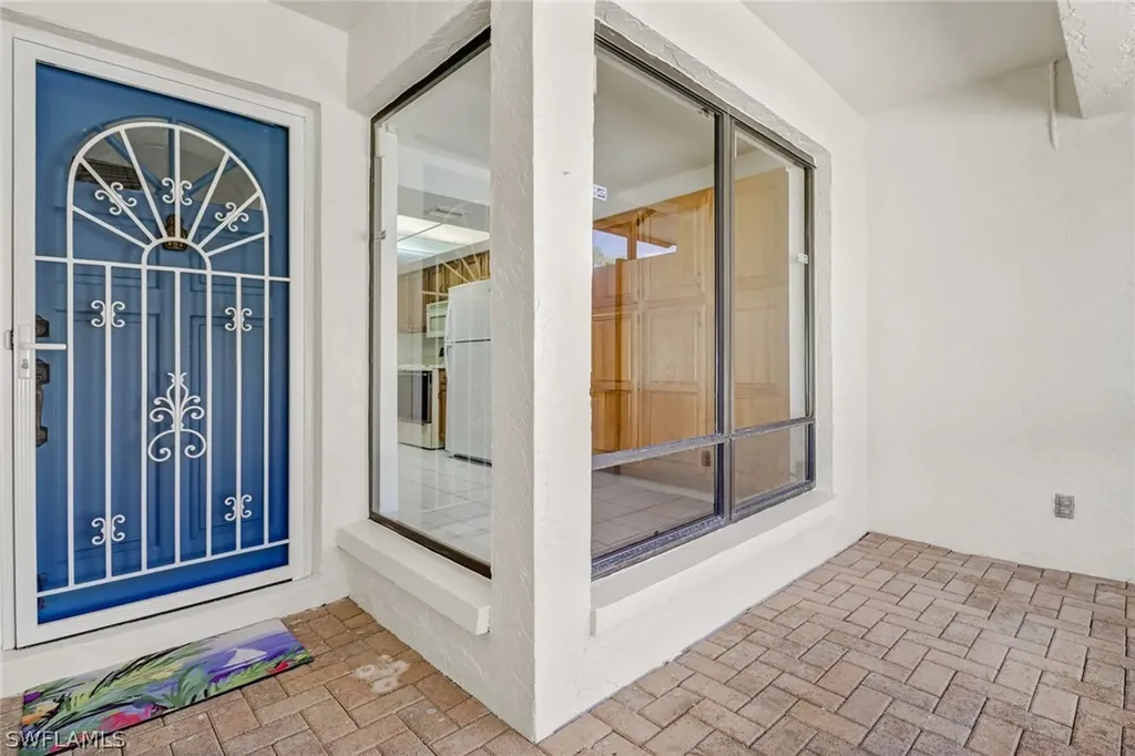 2136 Buckingham Lane Naples FL 34112