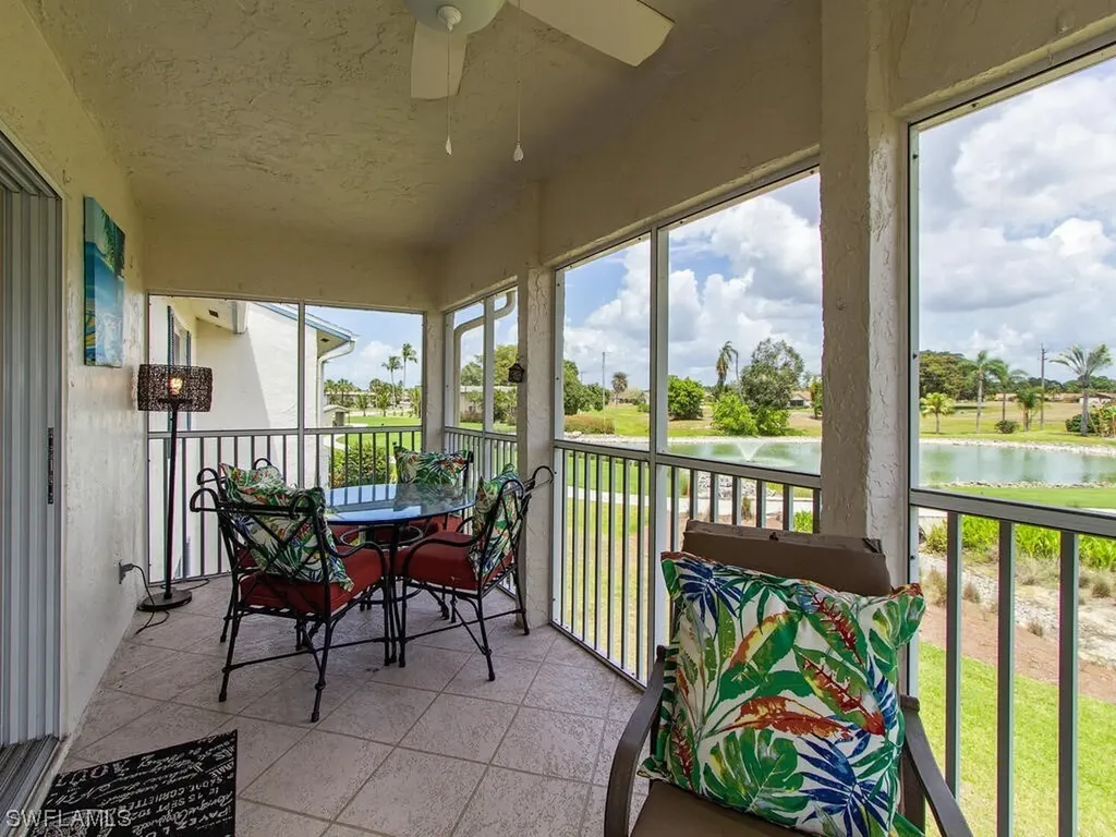 111 Penny Lane Naples FL 34112