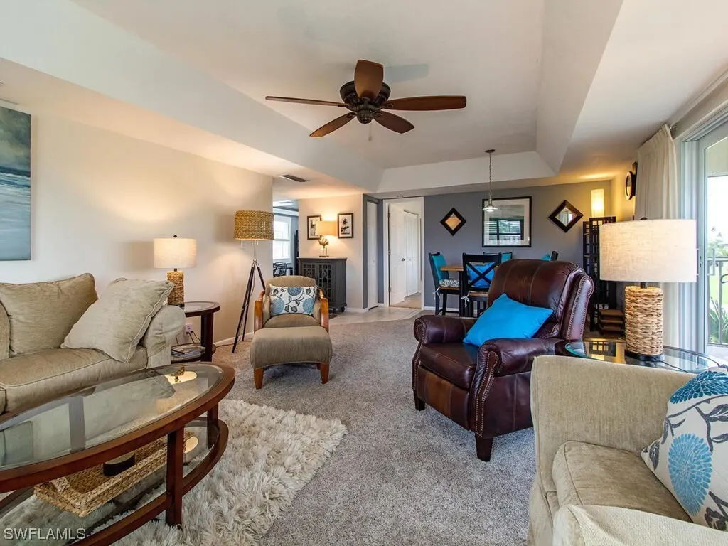111 Penny Lane Naples FL 34112