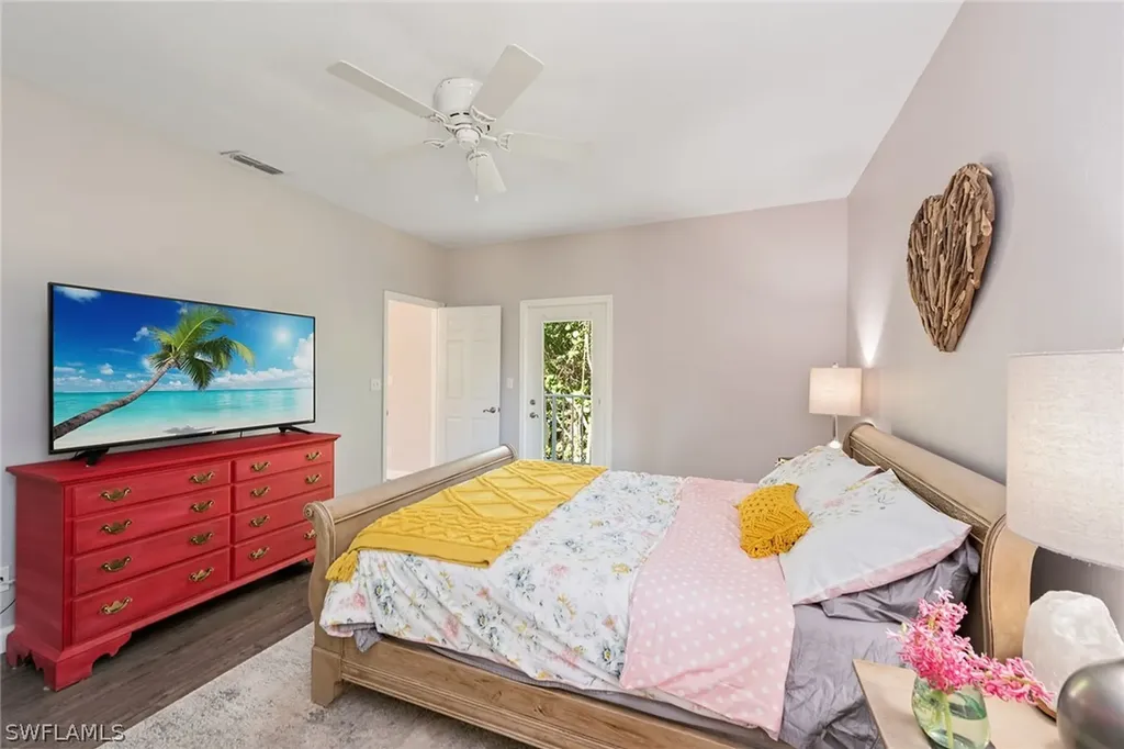 3633 Cottage Club Lane Naples FL 34105