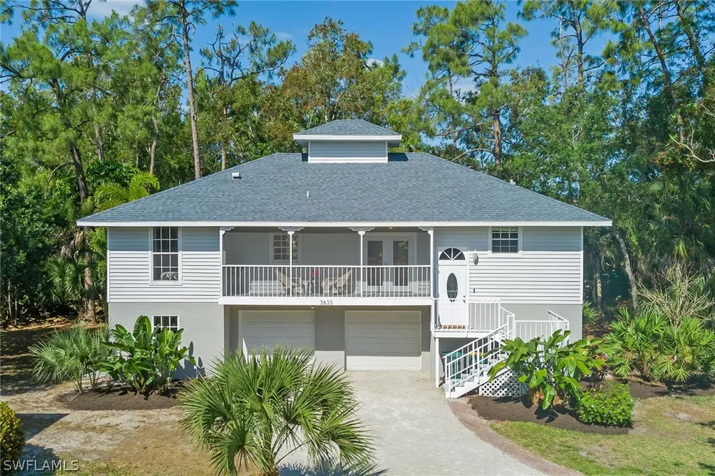 3633 Cottage Club Lane Naples FL 34105