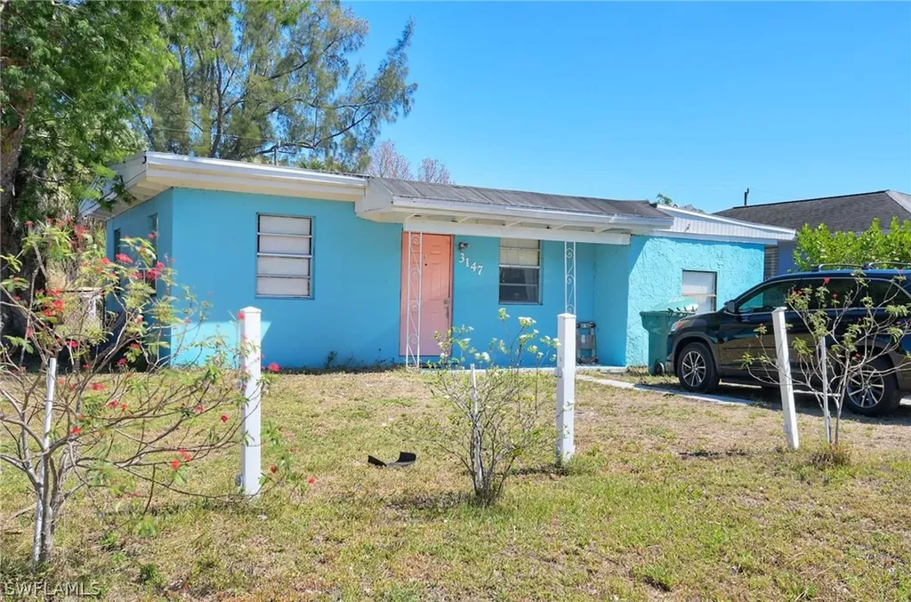 3147 Francis Avenue Naples FL 34112