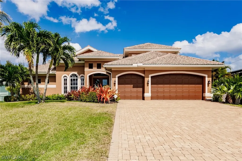 3919 SW 13th Avenue Cape Coral FL 33914
