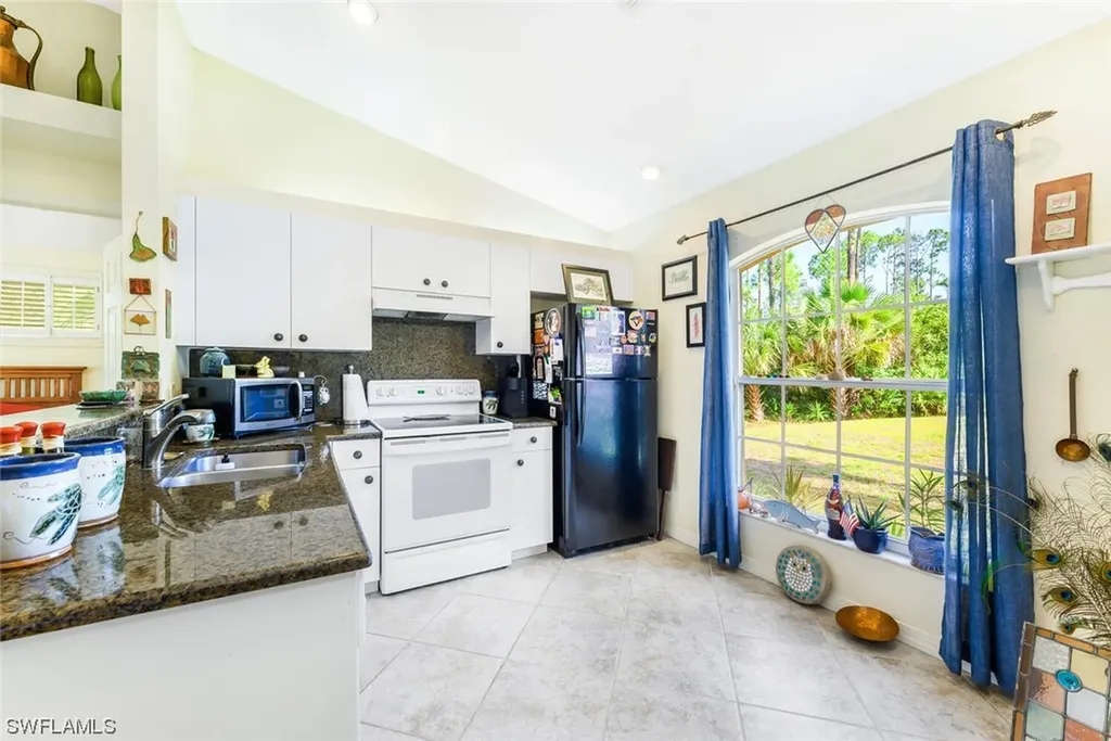 1781 Jung Boulevard E Naples FL 34120