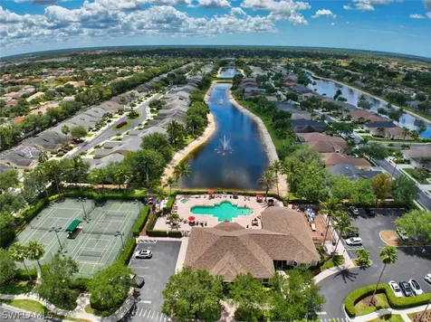 8102 Tauren Court Naples FL 34119