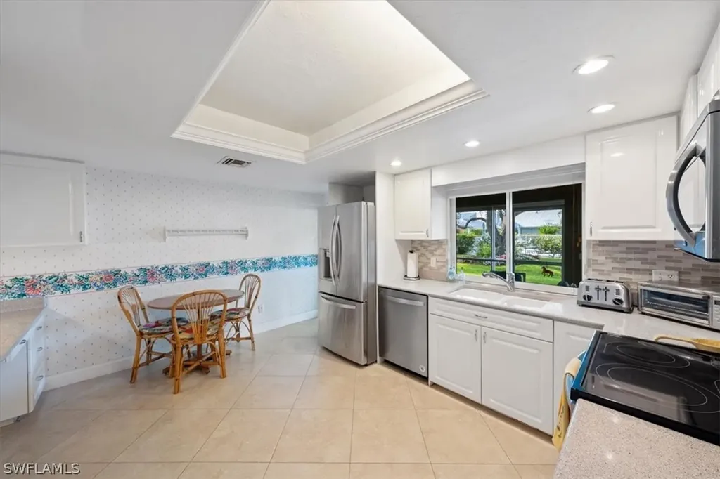 4714 West Boulevard Naples FL 34103
