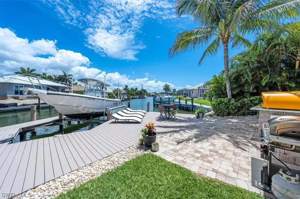 319 Sand Hill Street Marco Island FL 34145