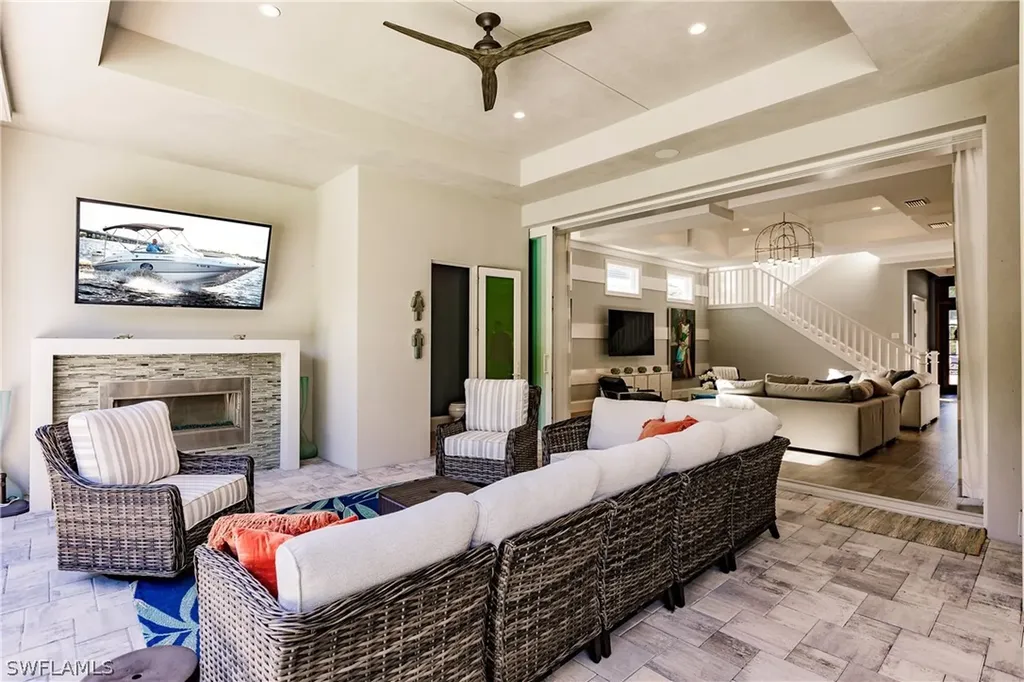 6831 Mangrove Avenue Naples FL 34109