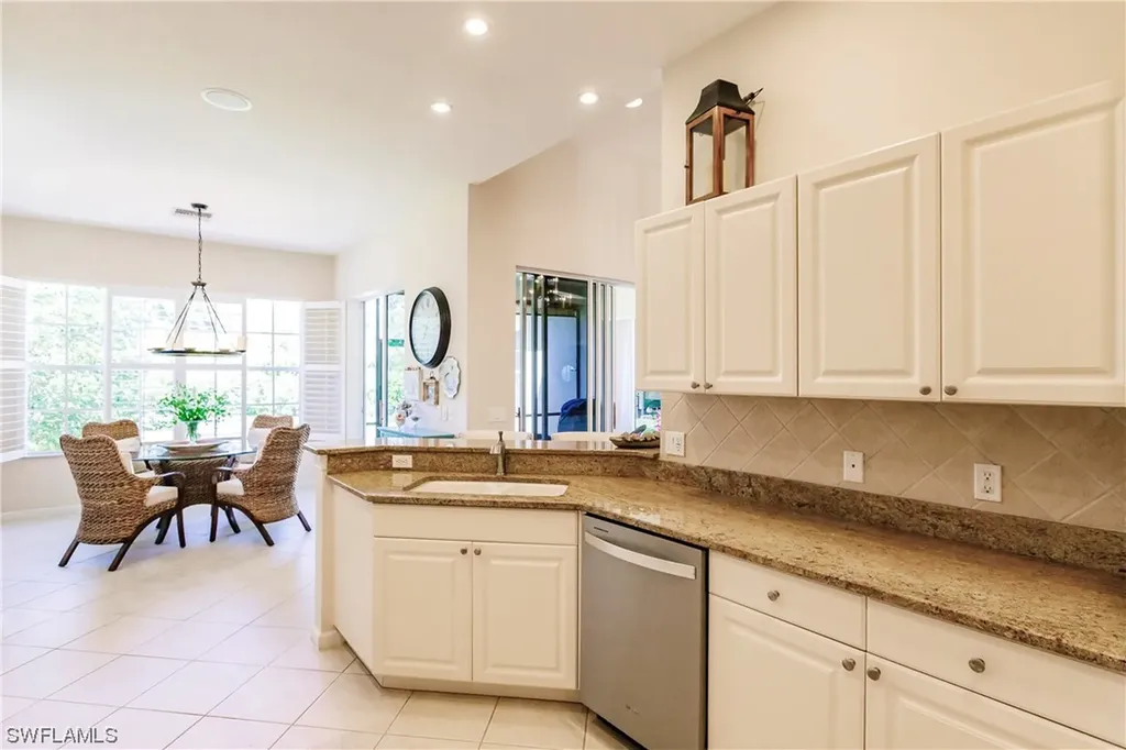 15497 Cadiz Lane Naples FL 34110