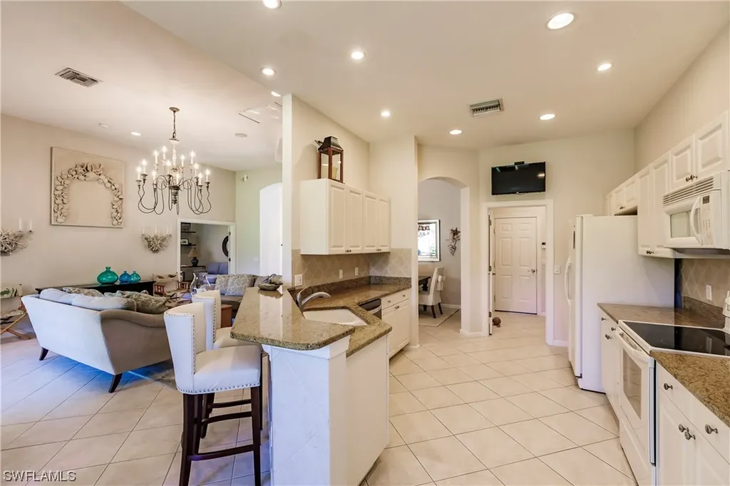 15497 Cadiz Lane Naples FL 34110
