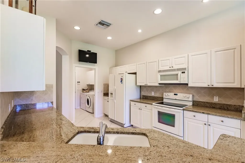 15497 Cadiz Lane Naples FL 34110