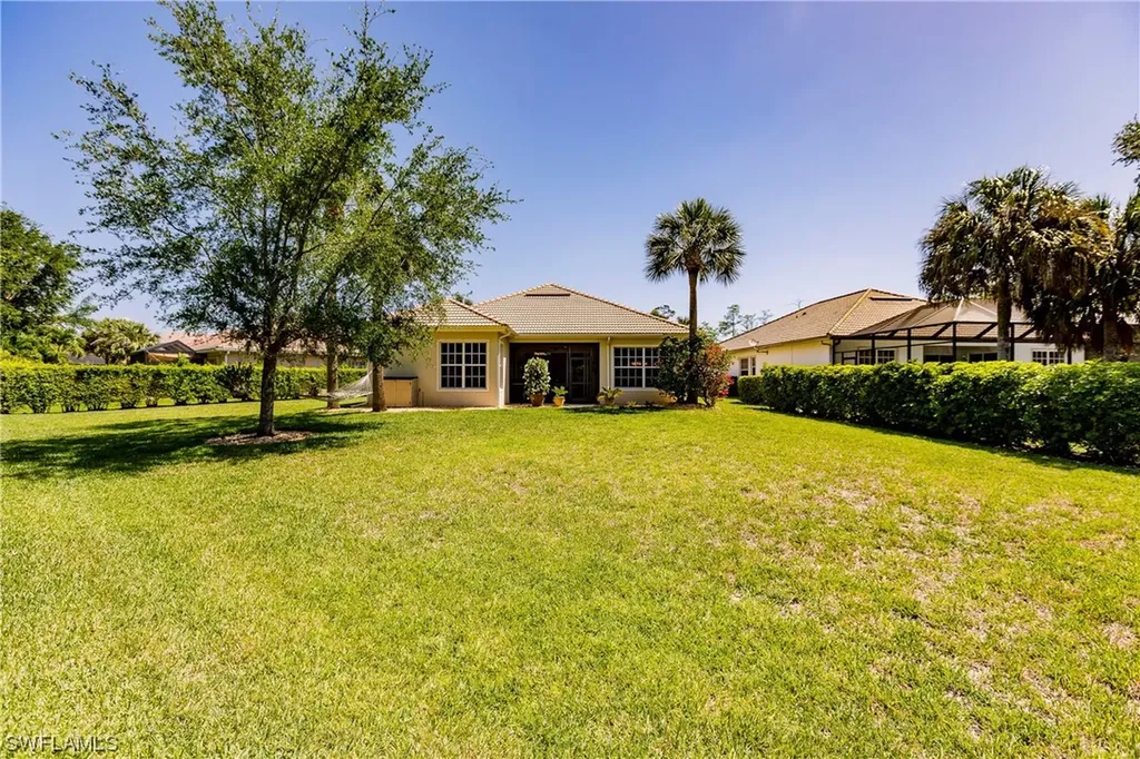 15497 Cadiz Lane Naples FL 34110