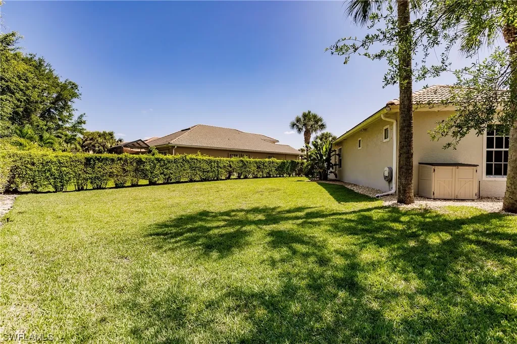 15497 Cadiz Lane Naples FL 34110