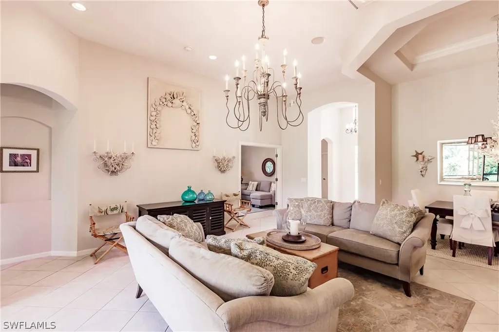 15497 Cadiz Lane Naples FL 34110