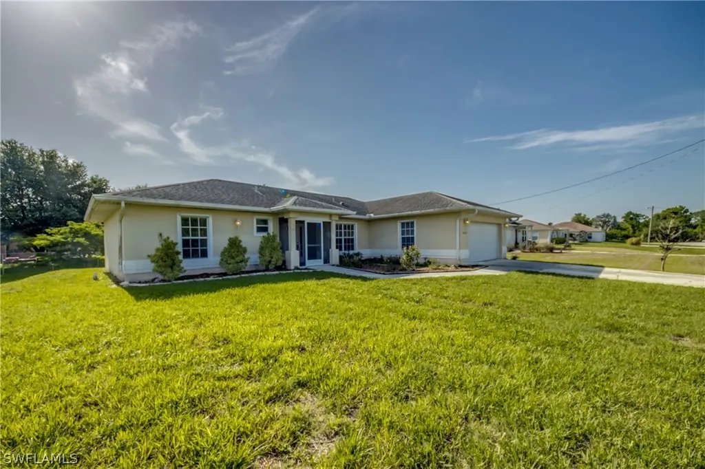 6140 Hester Avenue Fort Myers FL 33905