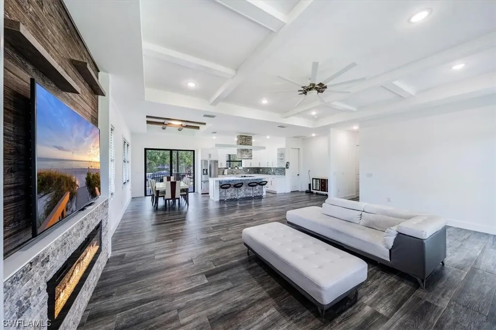 4491 56th Avenue NE Naples FL 34120