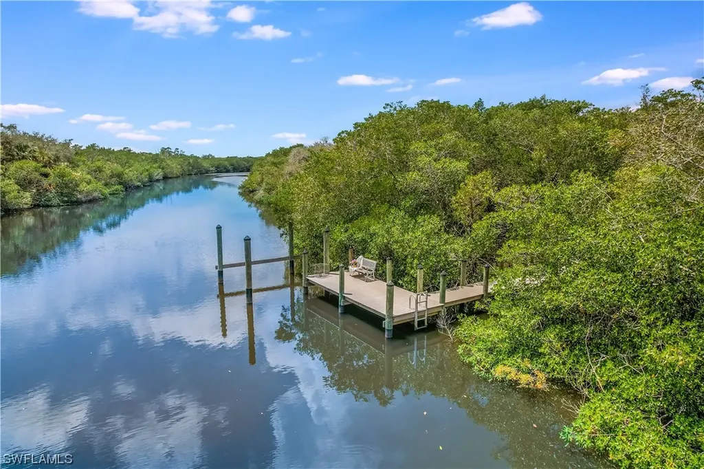 18250 Parkridge Court Fort Myers FL 33908