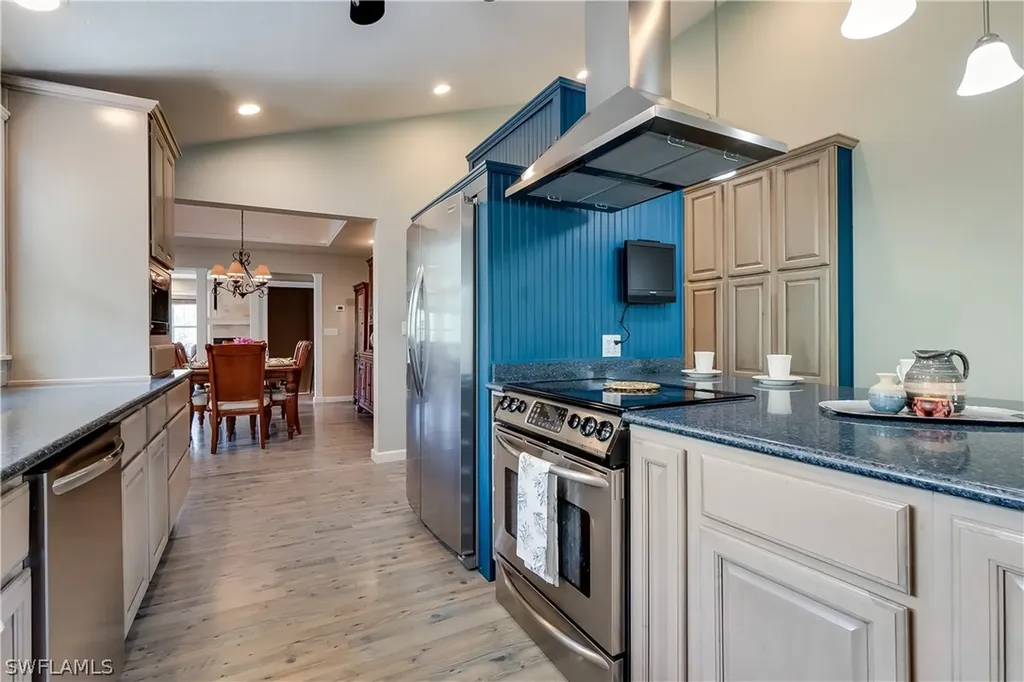 18250 Parkridge Court Fort Myers FL 33908