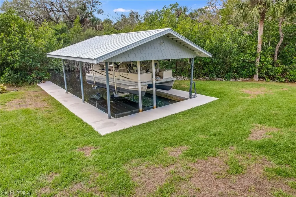 18250 Parkridge Court Fort Myers FL 33908