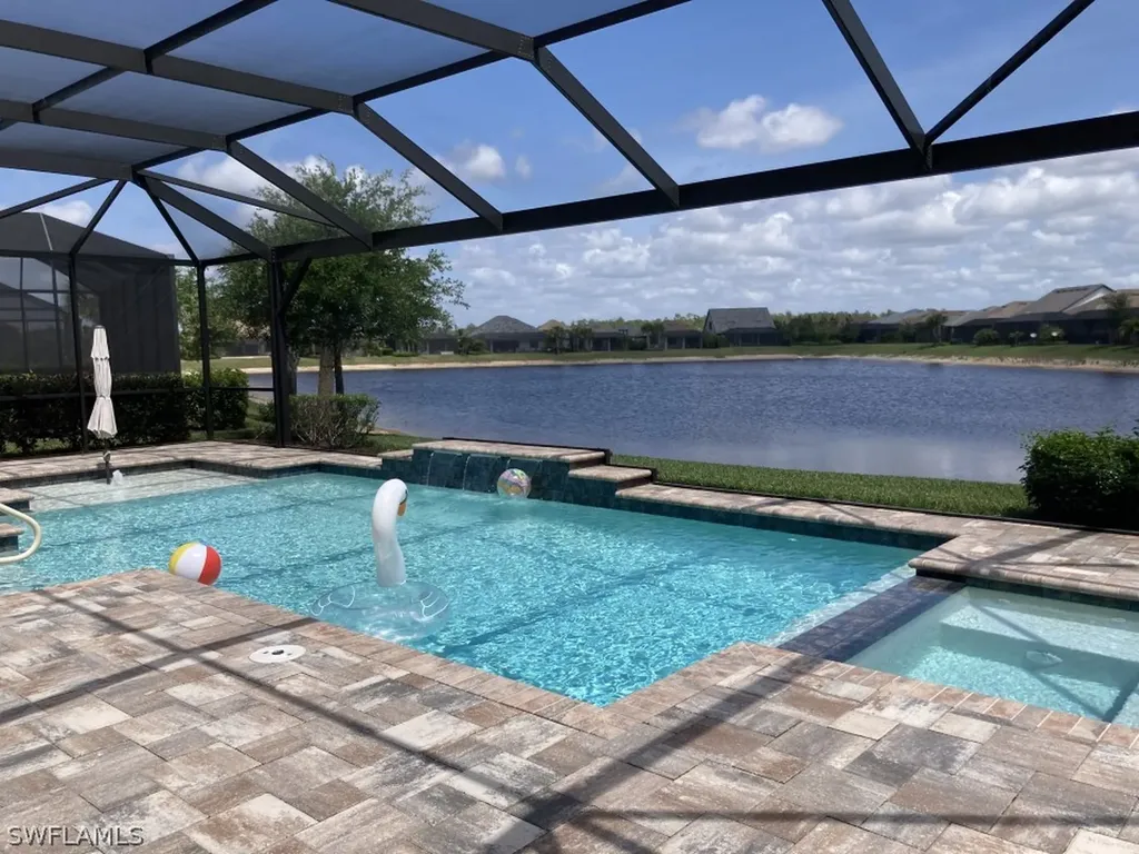 7590 Blackberry Drive Naples FL 34114