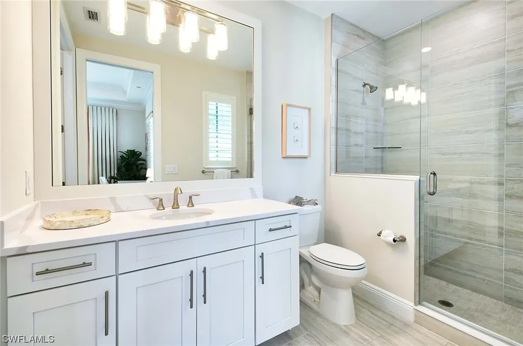 16375 Viansa Way Naples FL 34110