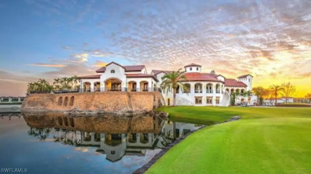 16375 Viansa Way Naples FL 34110