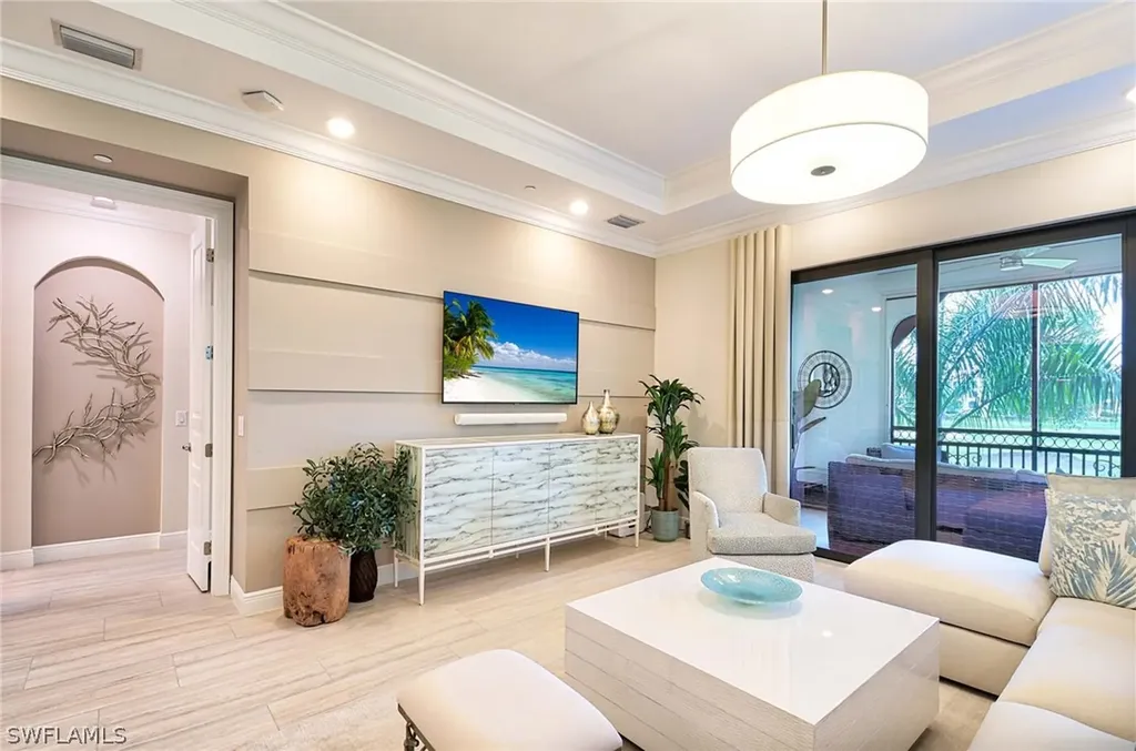 16375 Viansa Way Naples FL 34110