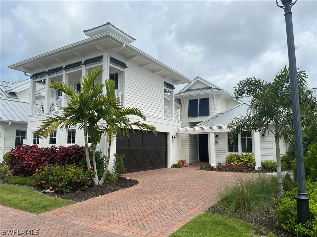 1463 2nd Avenue S Naples FL 34102